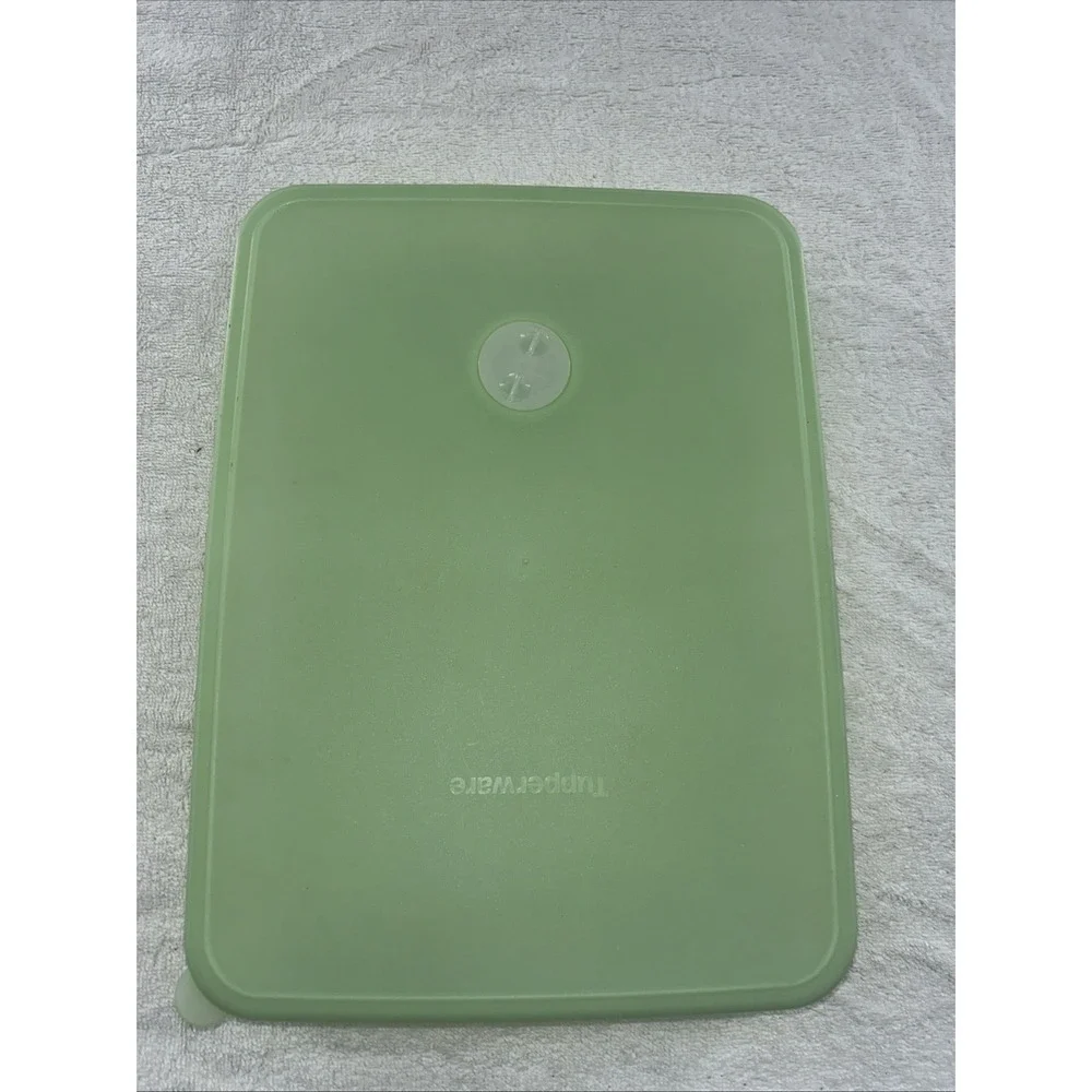 Vintage Green Tupperware Freeze Smart Container W/ Date Dial Rectangle 4451C -2‎
